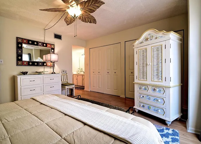Apartment 440 West 1108s