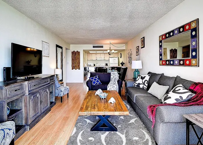 Apartment 440 West 1108s *